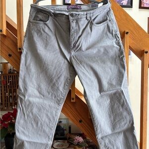 Women’s Gloria Vanderbilt gray jeans 16